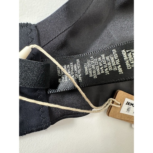 New Skims Ultimate Push Up Plunge Bra Size 32 DD Onyx‎ Black Intimates - Picture 4 of 7